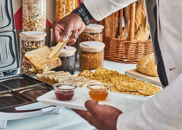 ホテル イビス スタイルズ アレシア モンパルナス パリ