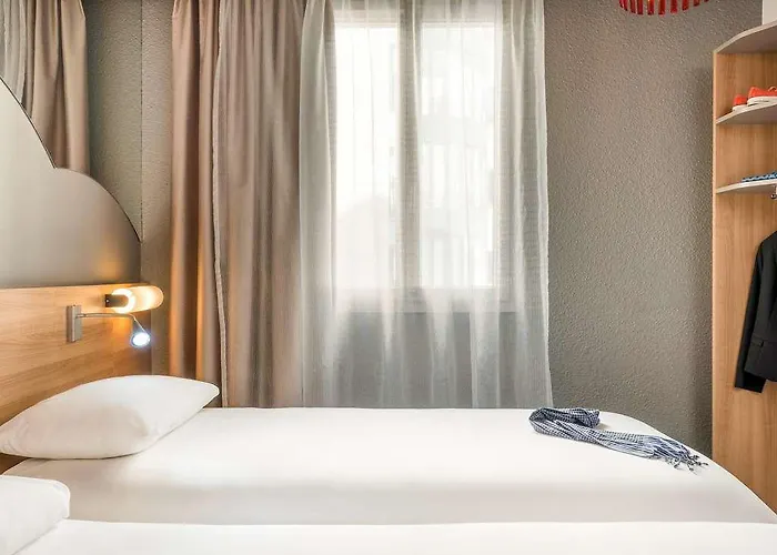 ホテル イビス スタイルズ アレシア モンパルナス 3*