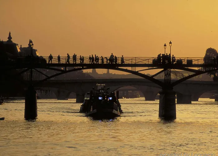 イビス スタイルズ アレシア モンパルナス 3*