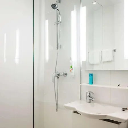 Hotel Ibis Styles Alesia Montparnasse 3*